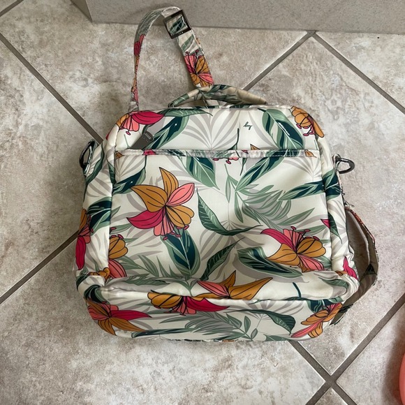 LUG Ranger Lily Sand Crossbody Bag/Strap Floral Beige quilted - Picture 4 of 9